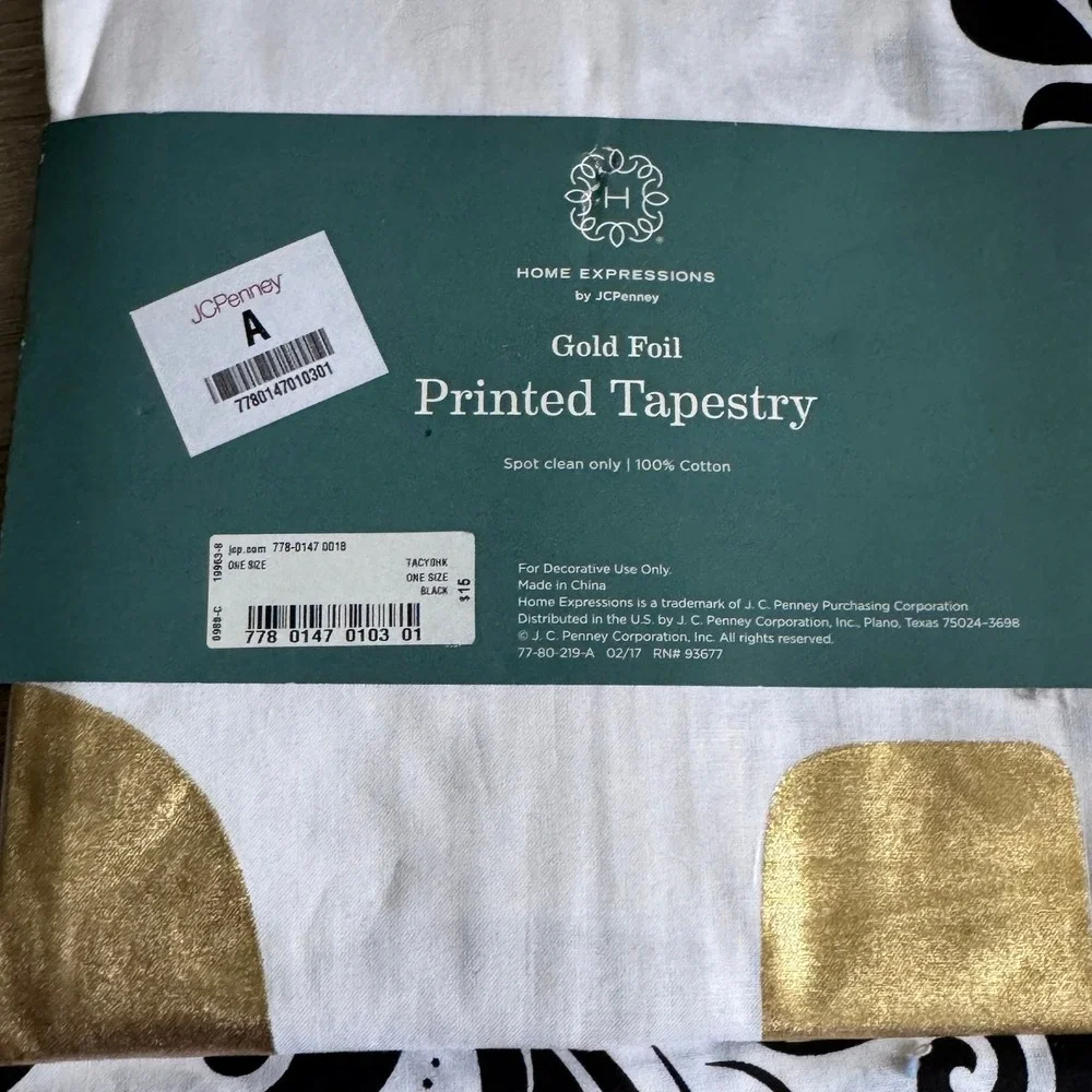 Home‎ Expressions JCPenney Gold Foil Printed Tapestry Black White Dream 57x57